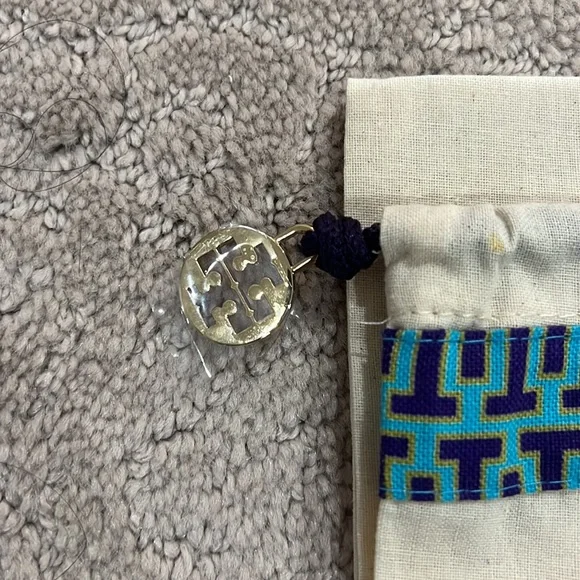 Tory Burch full size wallet - Picture 7 of 7